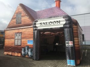 The Saloon, opblaasbare feesttent, partytent, thema tent huren of kopen bij WE-inflate