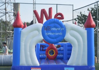 Love springkussen huren bij WE-inflate