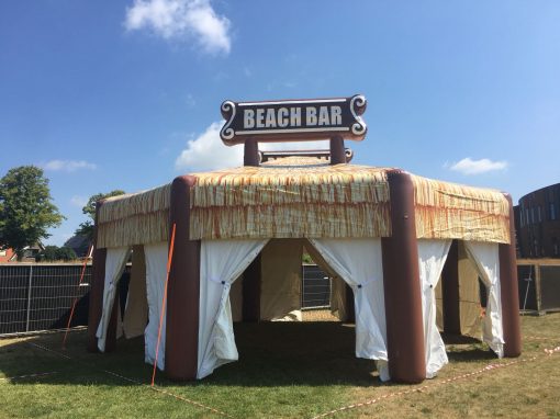 Beach Bar, opblaasbare feesttent, partytent te huur bij WE-inflate te Enschede