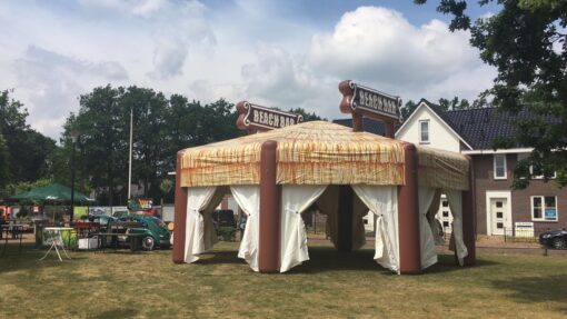 The Beach Bar, opblaasbare feesttent, partytent, thematent huren of kopen bij WE-inflate