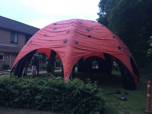 Dome, opblaasbare feesttent, partytent, thema tent huren of kopen bij WE-inflate