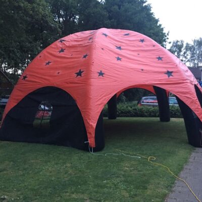 Dome, opblaasbare feesttent, partytent, thema tent huren of kopen bij WE-inflate