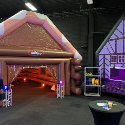 Skihut, opblaasbare feesttent, partystent, thematent te huur en te koop bij WE-inflate Enschede 4