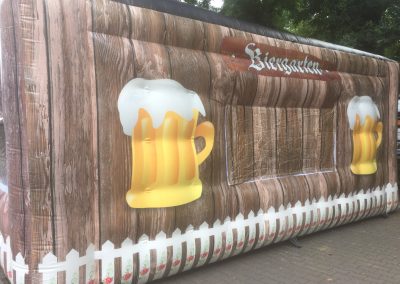 Biergarten, opblaasbare feesttent, thematent, huren en kopen bij WE-inflate 1