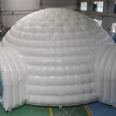 Iglo te huur voor een geweldig themafeest! Prijs op aanvraag Iglo te huur voor een geweldig themafeest! Prijs op aanvraag