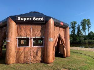 BBQ tent voorbeeld van maatwerk door WE-inflate Enschede 3