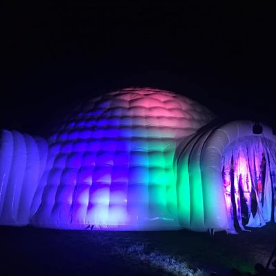 Iglo te huur voor een geweldig themafeest! Prijs op aanvraag Iglo te huur voor een geweldig themafeest! Prijs op aanvraag