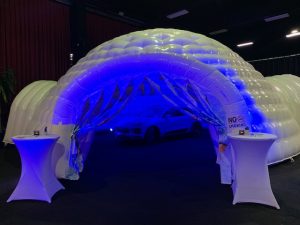 Iglo, feesttent, partytent te huur en te koop bij WE-inflate Enschede 11