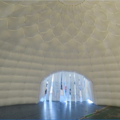 Iglo te huur voor een geweldig themafeest! Prijs op aanvraag Iglo te huur voor een geweldig themafeest! Prijs op aanvraag