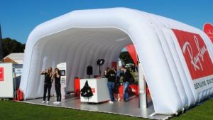 Stand met extra stille blower te koop bij WE-inflate Enschede